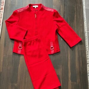 St. John Red knit 2pc skirt suit Gold Zipper size 12